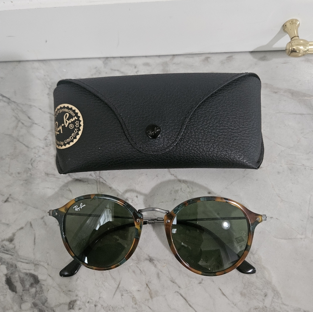 Ray-Ban Tortoise Shell Sunglasses with Black Case